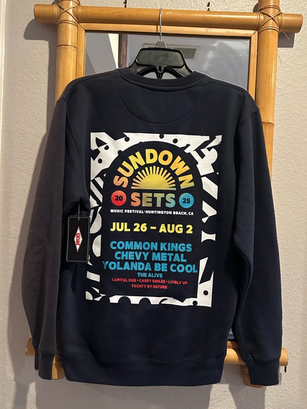 NWT Sundown Sets Unisex Graphic Crewneck Sweatshirt / please read